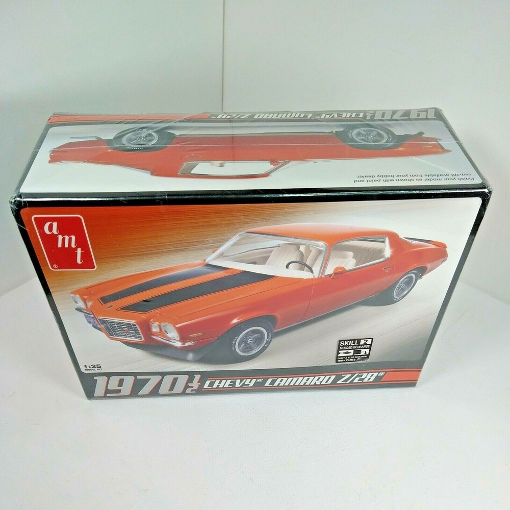 AMT 1970 1/2 Chevy Camaro‎ Z/28 Orange Plastic Model Kit AMT635L/12 Scale 1:25